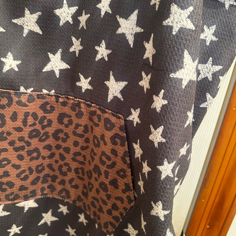 Crae hoodie poncho Leopard Print Poncho with Star Pocket REVERSIBLE - Picture 5 of 7